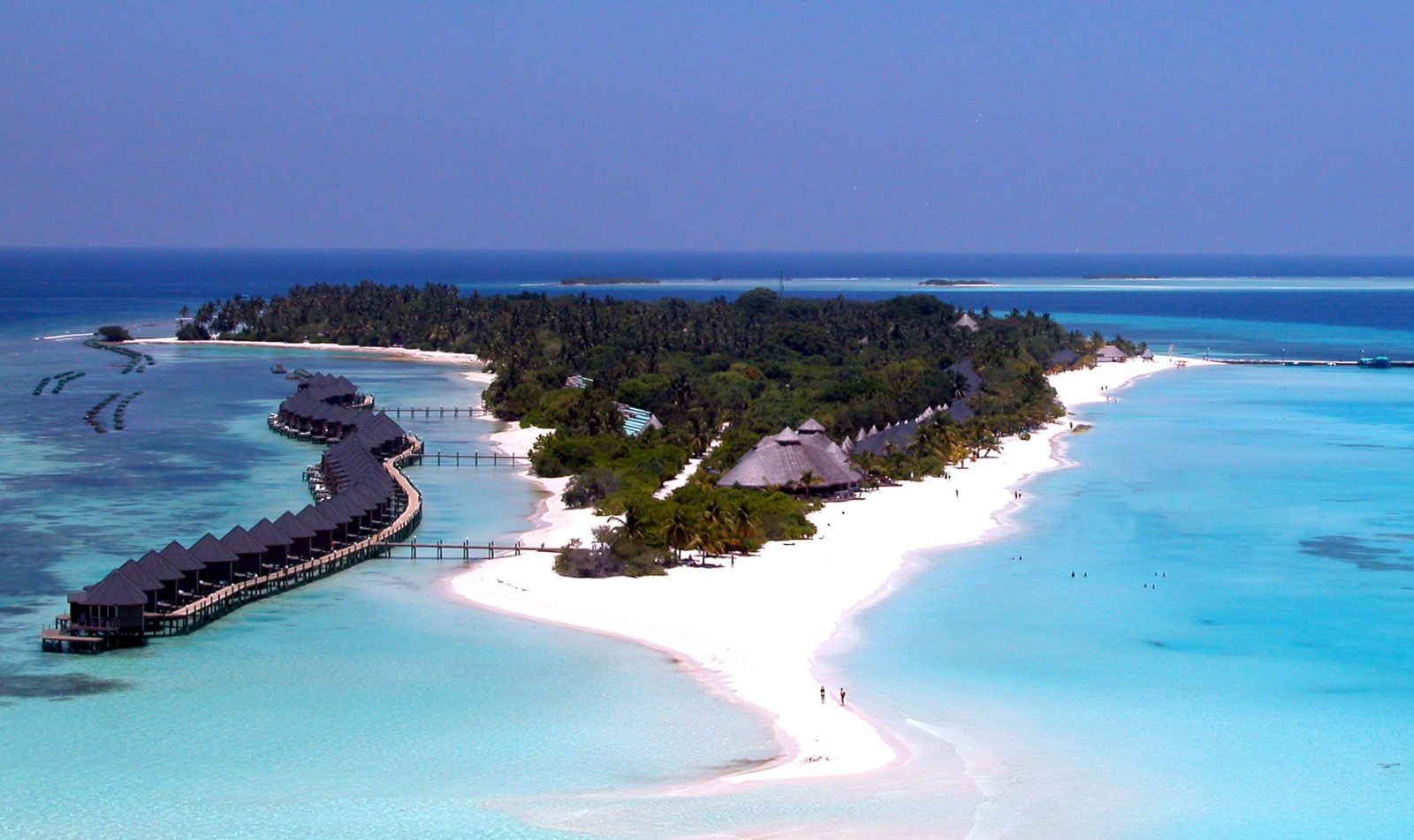 Kuredu Island Resort & Spa