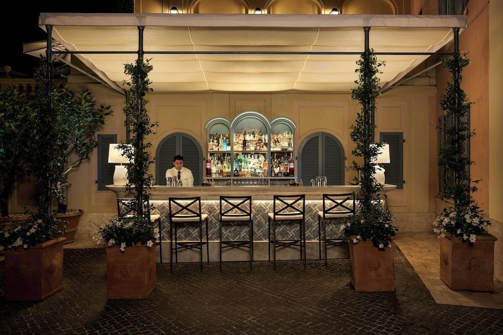 The Stravinskij Bar
