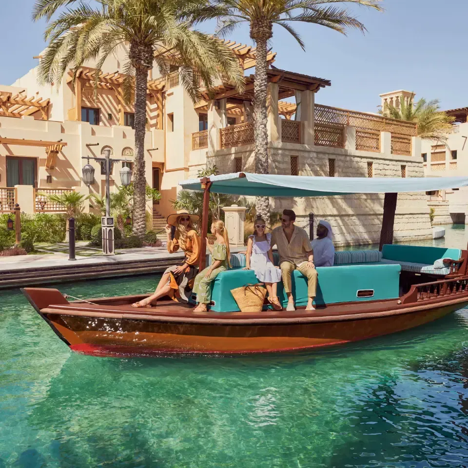 Abra journeys: Traditional boats to dinner, spa and souk.