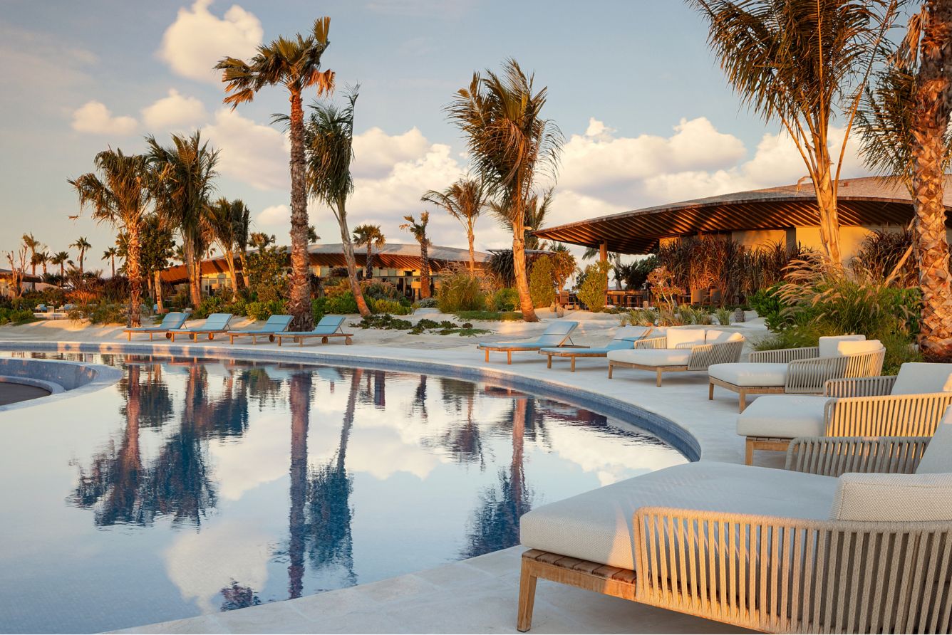 Overwater-villa stay: Private pools.
