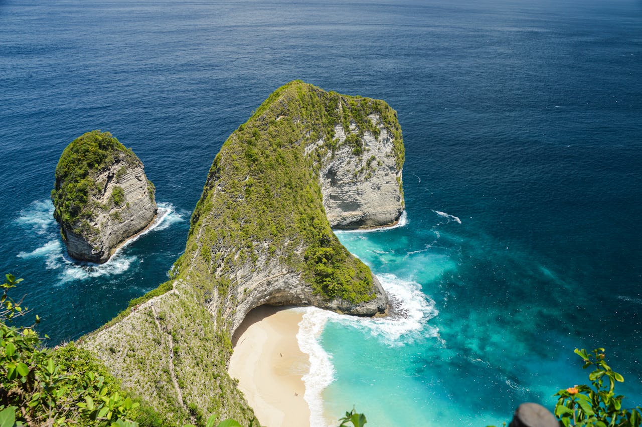 A day trip to Nusa Penida and its dramatic cliffs and beaches, or snorkelling with manta rays