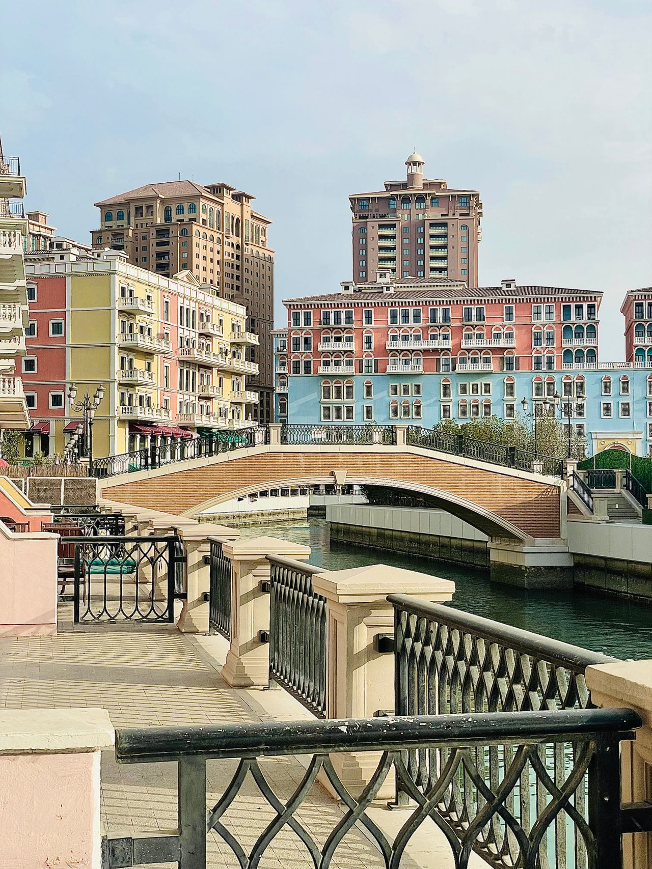 Qatar's glittering new districts