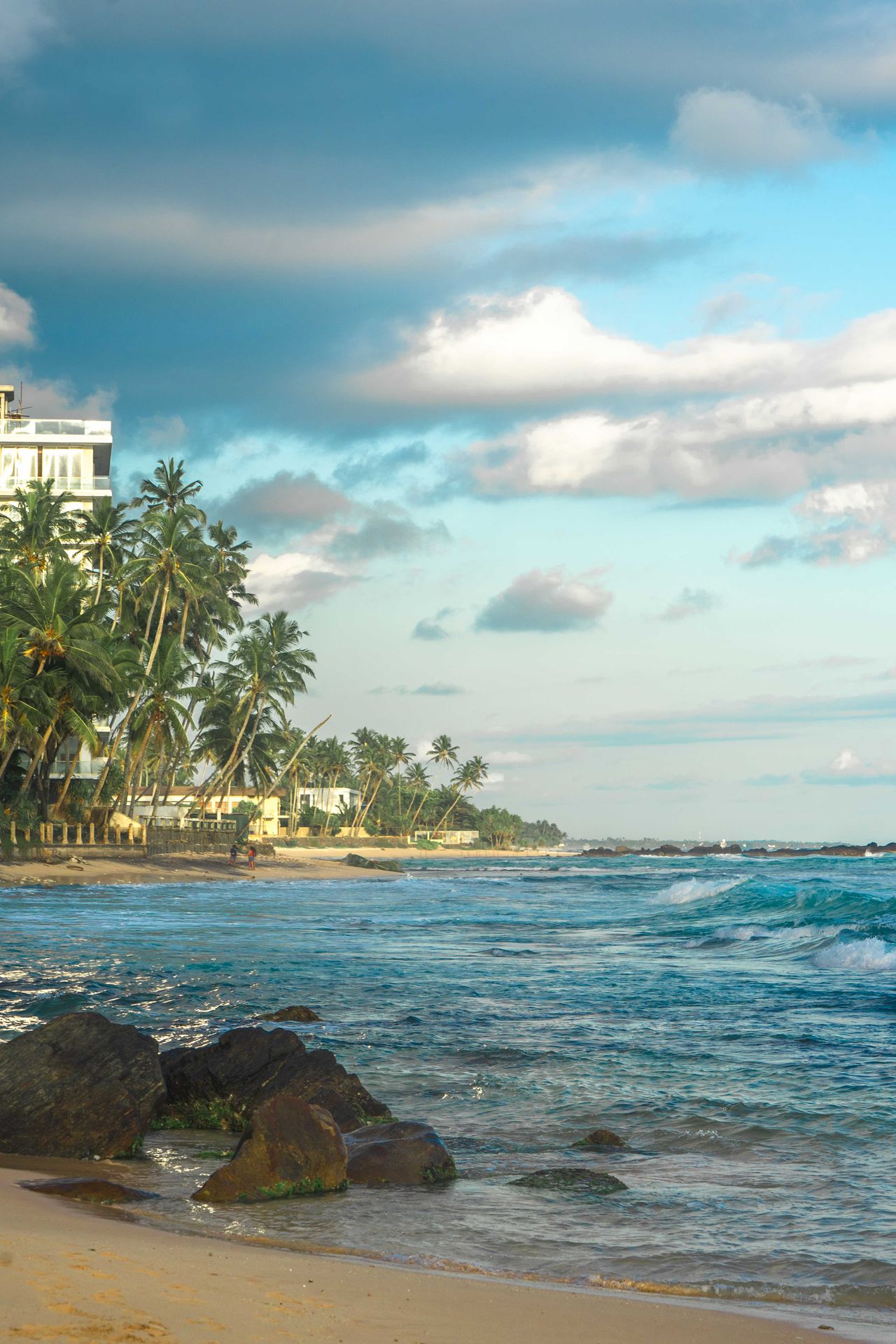 Golden sand from Galle to Mirissa, with whale watching offshore (in season) and the colonial charm of the Galle Fort