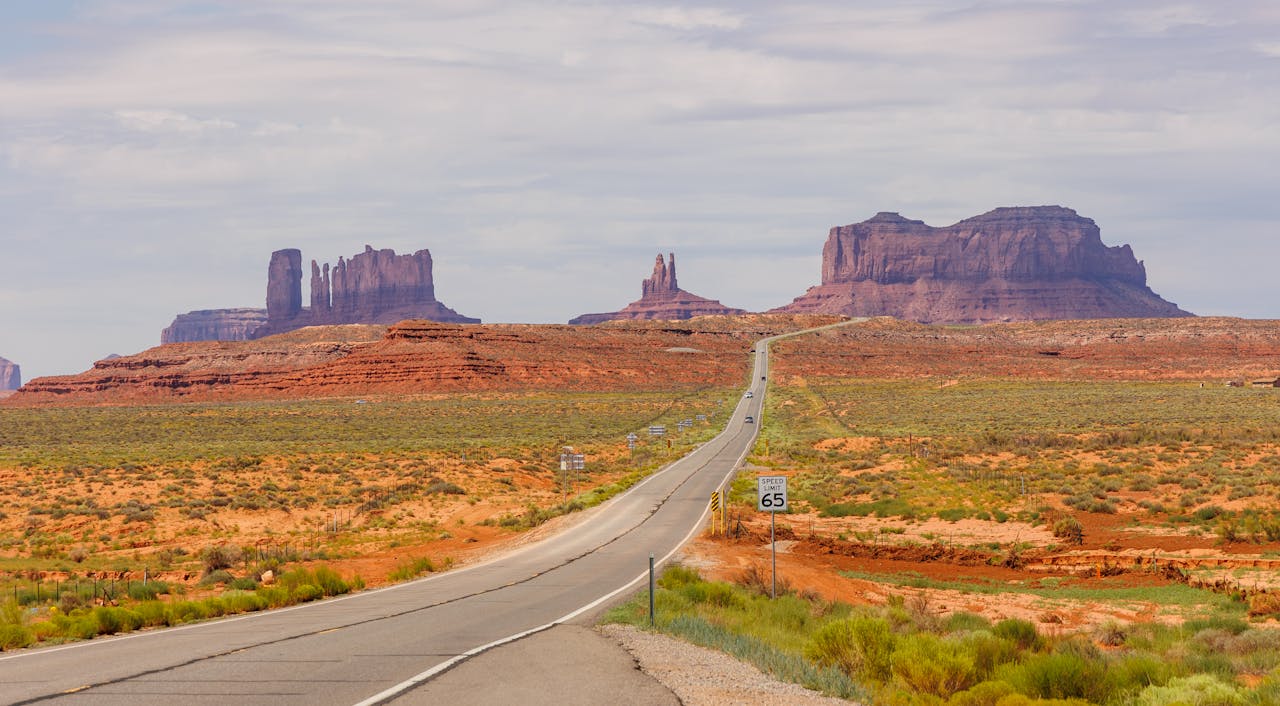The Grand Canyon, Zion, Monument Valley and the neon of Las Vegas