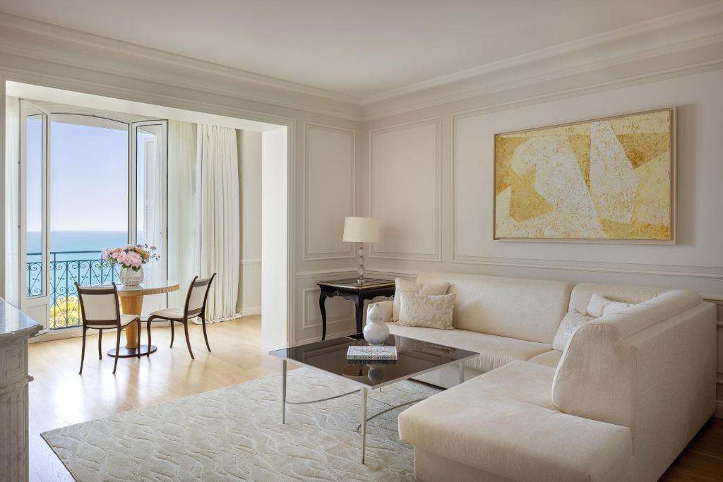 Cap-Ferrat Suite