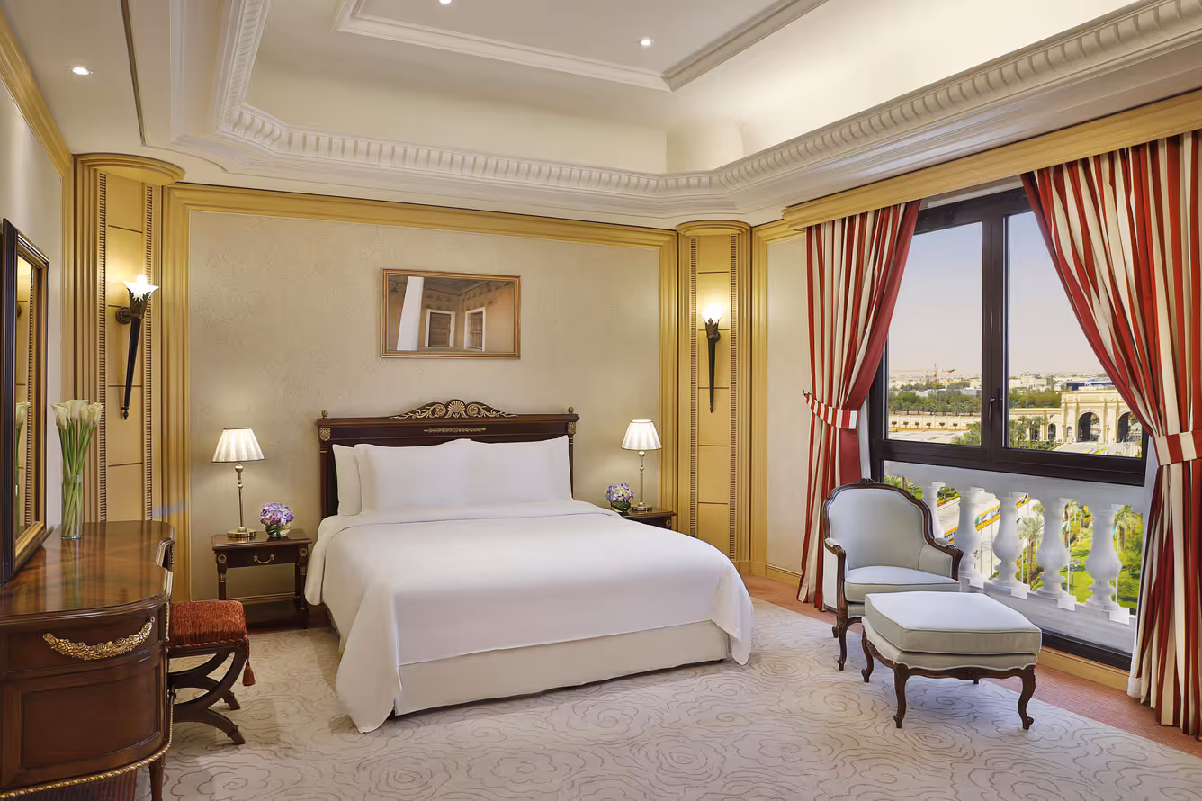 Executive Club Suite