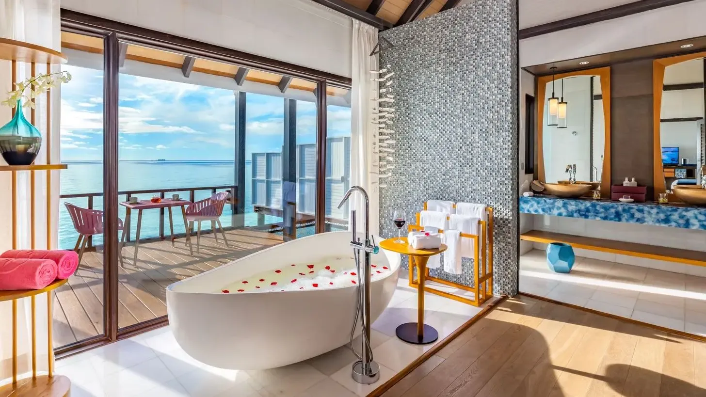 Wind Villa with Pool