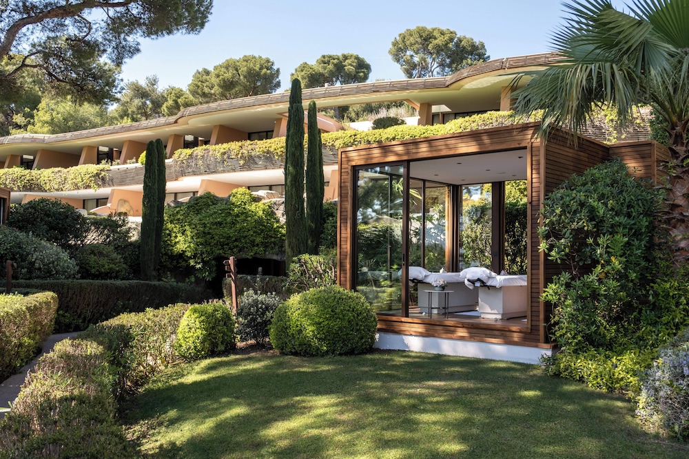 Grand-Hôtel du Cap-Ferrat, A Four Seasons Hotel spa